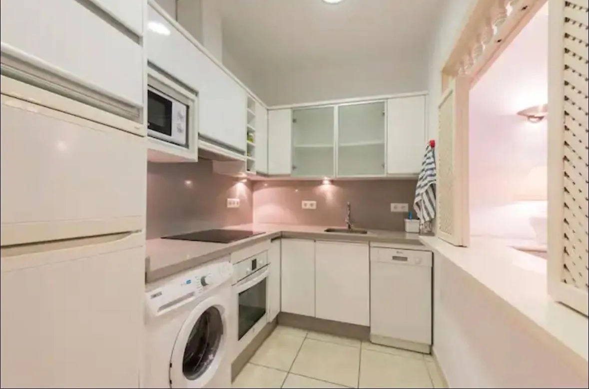 Lovely Apartment At Puerto Banus Marbella