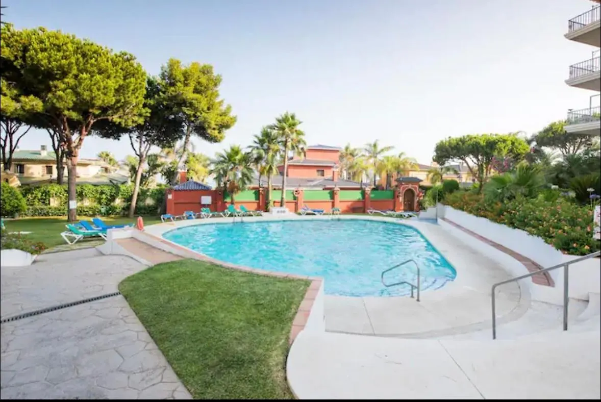 Lovely Apartment At Puerto Banus Marbella